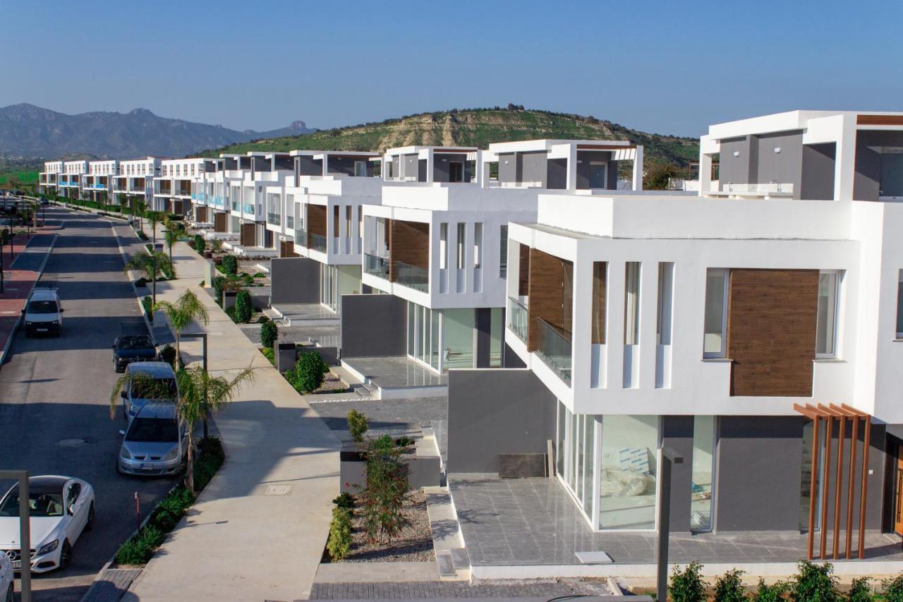 Four Seasons Life Rentals Trikomo Exterior foto